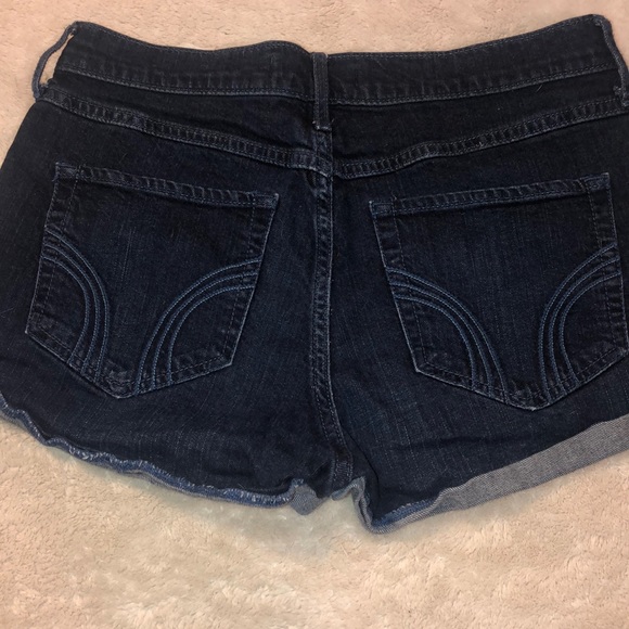 Hollister Shorts - Picture 3 of 5